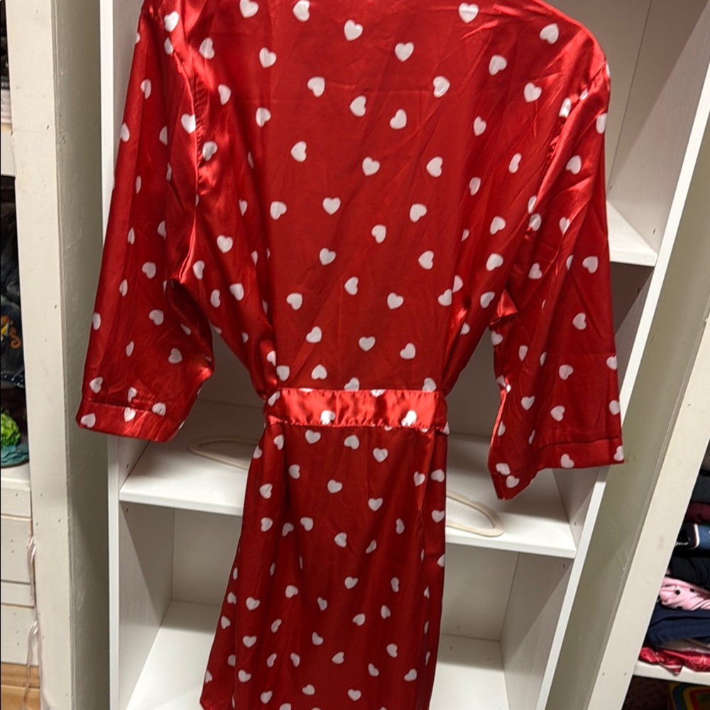 Ring Red Heart Print Robe - Picture 5 of 5